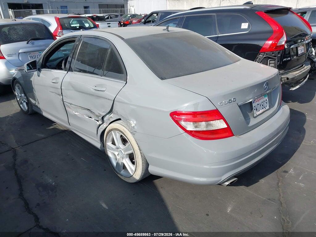 WDDGF8BB0AR127781 2010 MERCEDES-BENZ C 300 photo no. 3