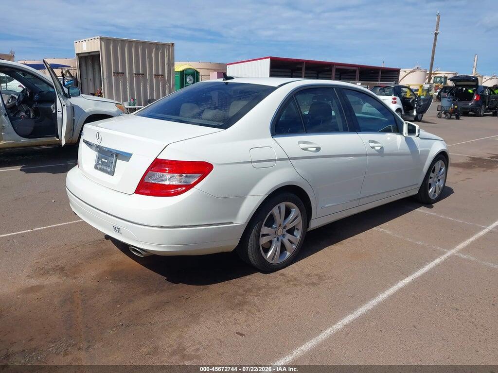 WDDGF5EB0AR131209 2010 MERCEDES-BENZ C 300 photo no. 4