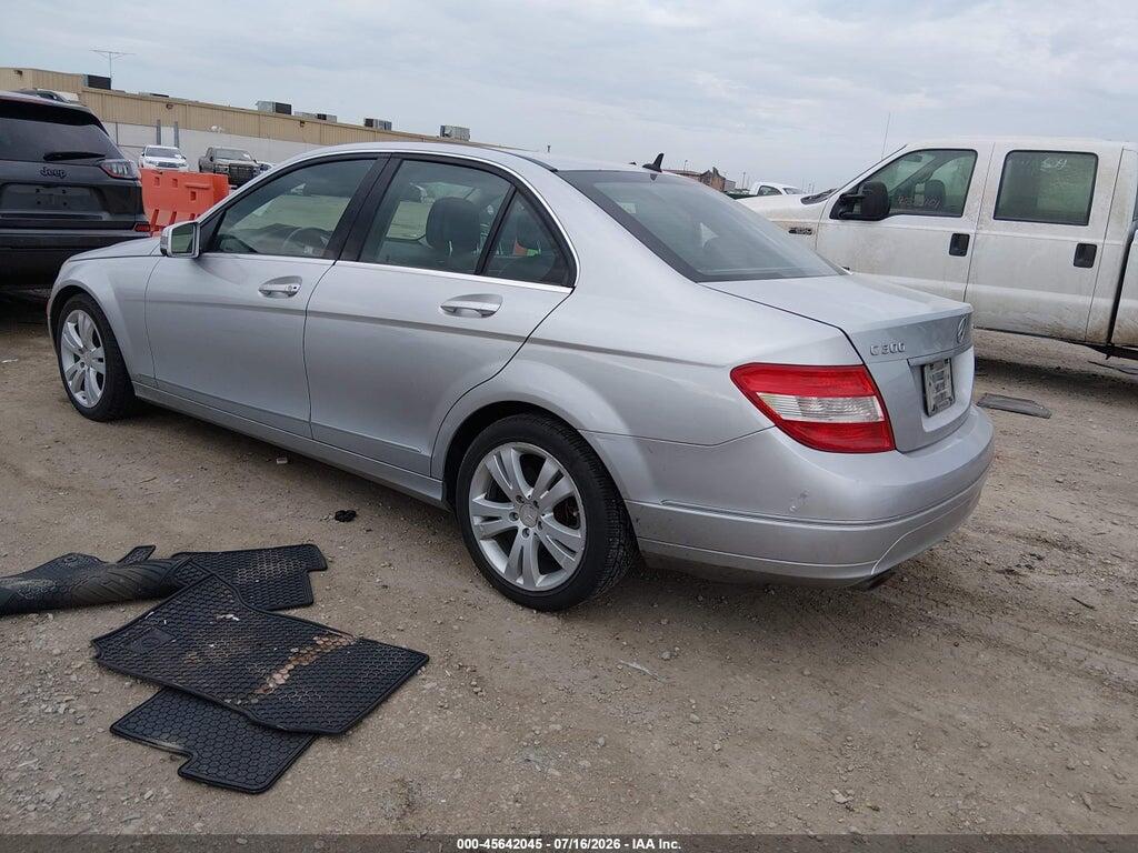 WDDGF8BB7AR100335 2010 MERCEDES-BENZ C 300 photo no. 3
