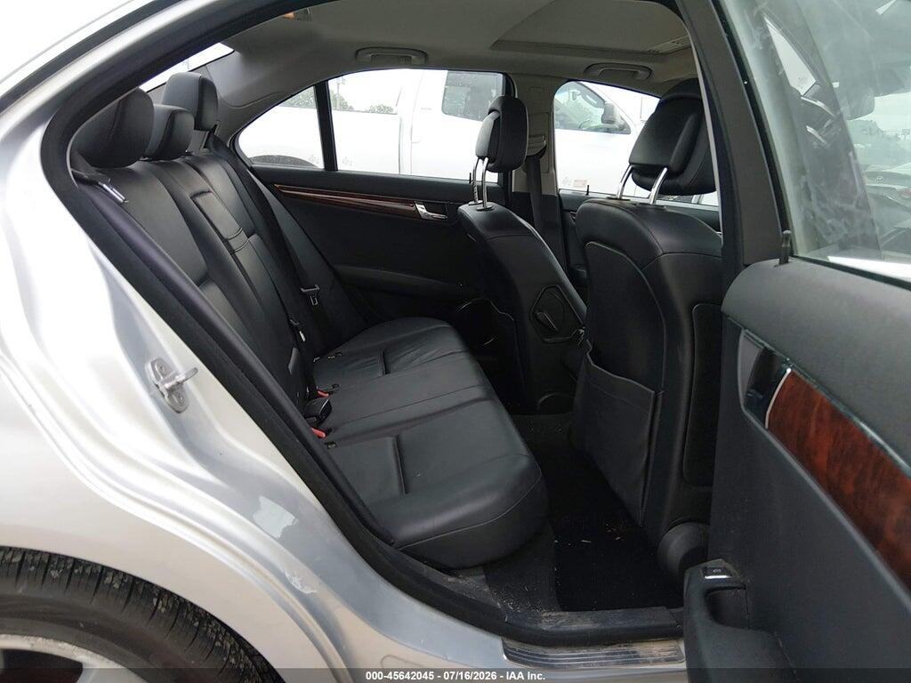 WDDGF8BB7AR100335 2010 MERCEDES-BENZ C 300 photo no. 8