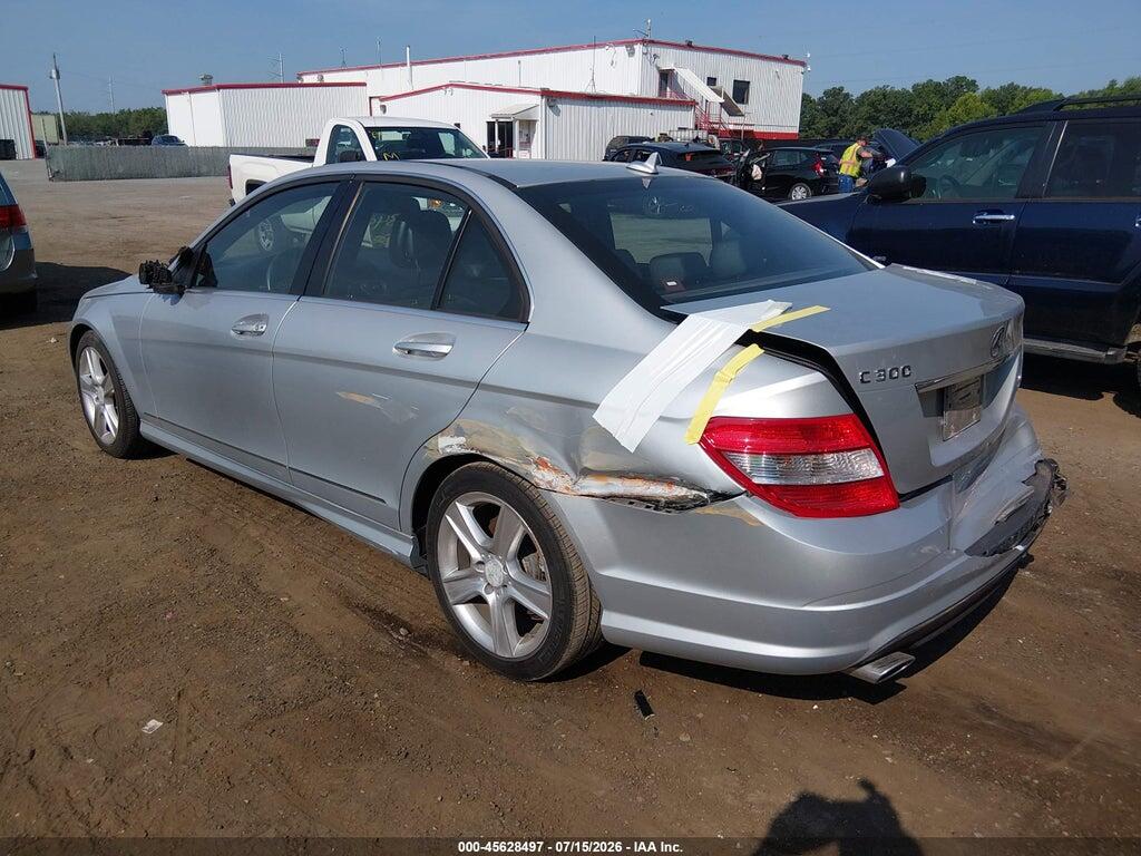 WDDGF5EB6AA392326 2010 MERCEDES-BENZ C 300 photo no. 3