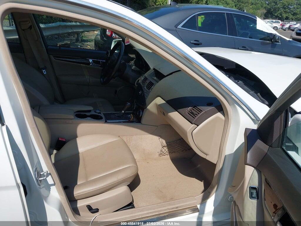 WDDGF8BB3AR105824 2010 MERCEDES-BENZ C 300 photo no. 5