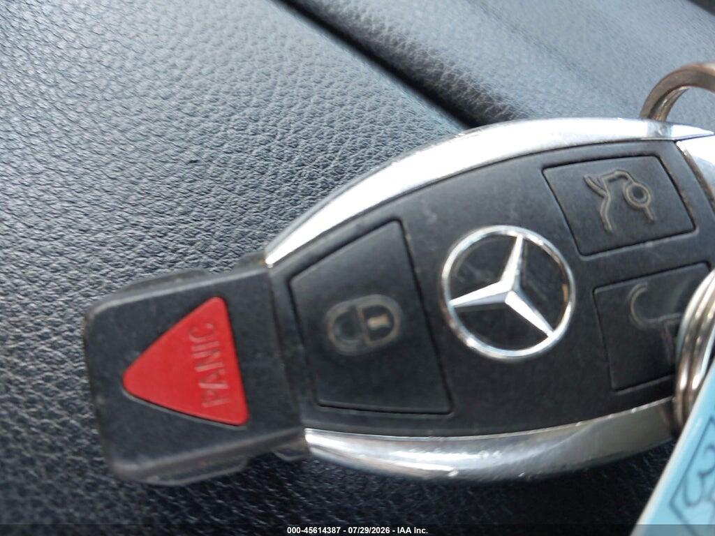 WDDHF8HB6AA214949 2010 MERCEDES-BENZ E 350 photo no. 11