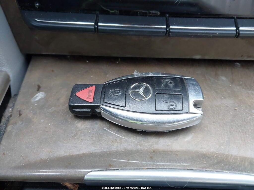 WDDHF7CB8AA059371 2010 MERCEDES-BENZ E 550 photo no. 11