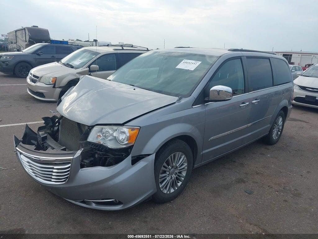2C4RC1CGXFR506463 2015 CHRYSLER TOWN & COUNTRY photo no. 2