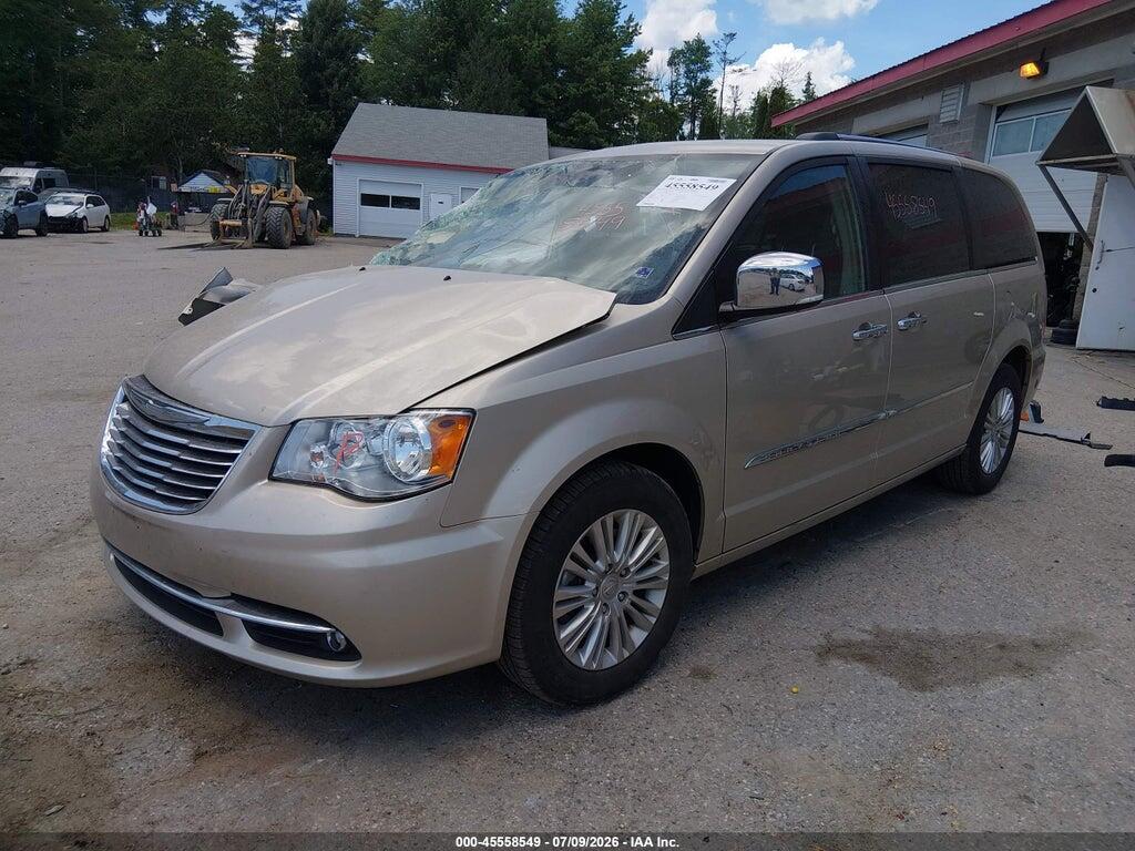 2C4RC1JG5FR677494 2015 CHRYSLER TOWN & COUNTRY photo no. 2