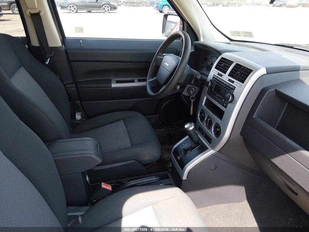 1J8FF28W08D514182 2008 JEEP PATRIOT photo no. 5