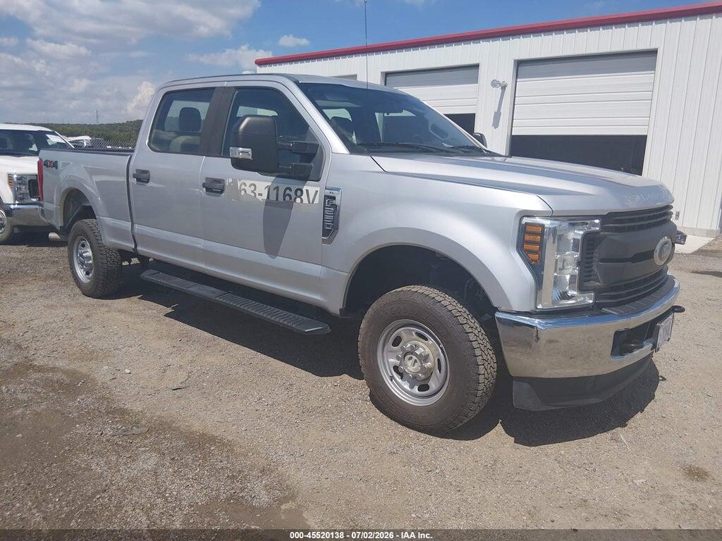 1FT7W2B65JEC83817 2018 FORD F-250 photo no. 1