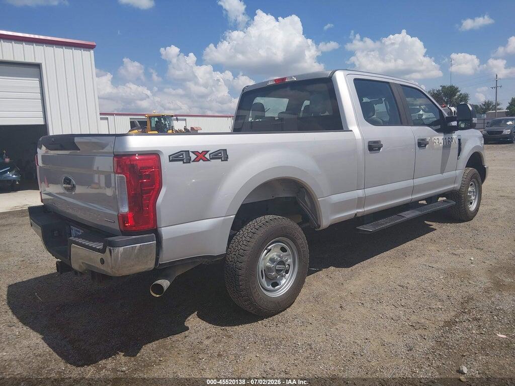 1FT7W2B65JEC83817 2018 FORD F-250 photo no. 4