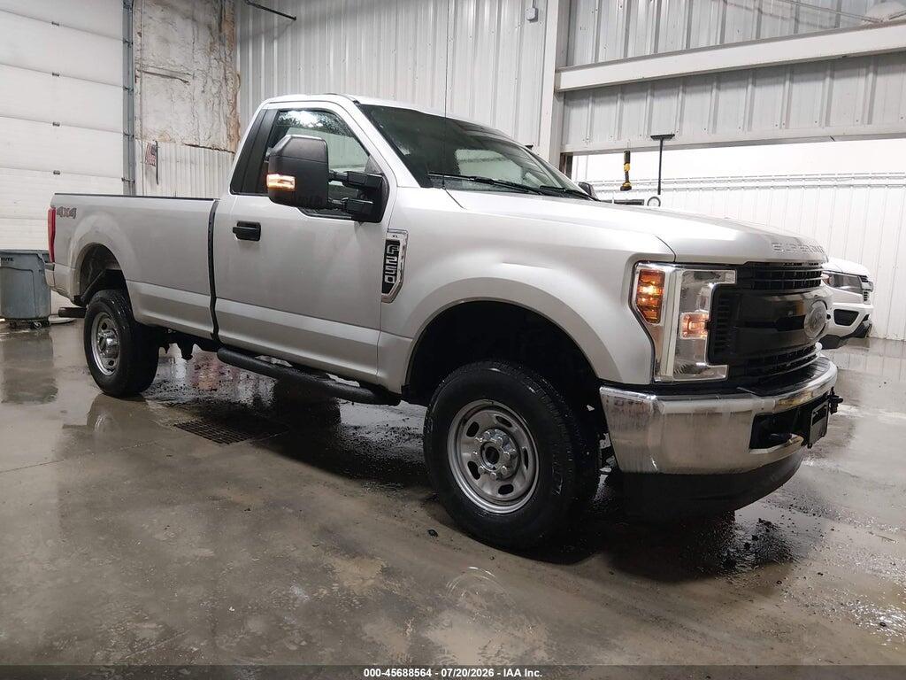 1FTBF2B69JEC84074 2018 FORD F-250 photo no. 1
