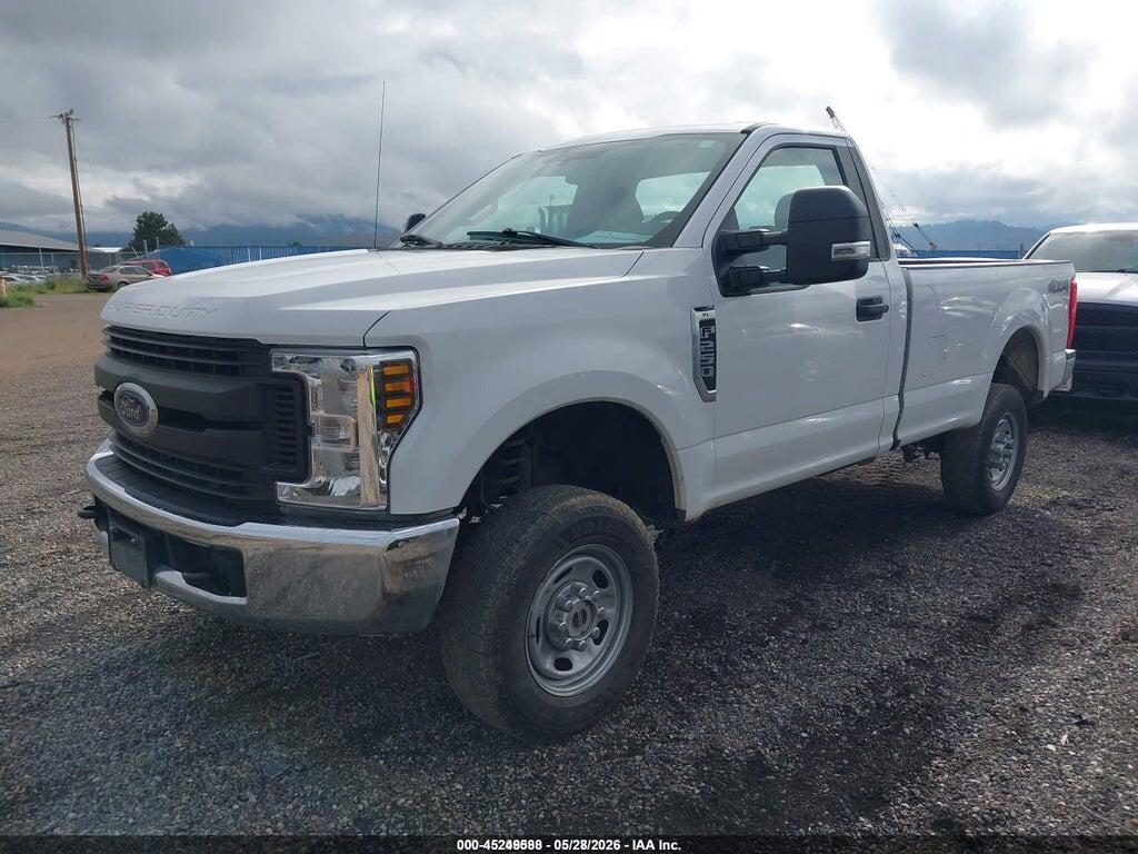 1FTBF2B63JEC83776 2018 FORD F-250 photo no. 2