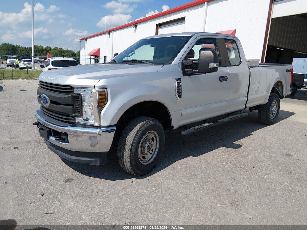 1FT7X2B60JEC83950 2018 FORD F-250 photo no. 2