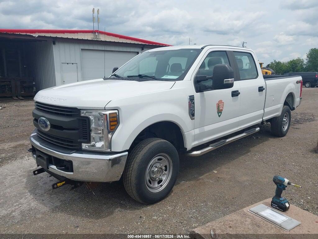 1FT7W2B63JEC22126 2018 FORD F-250 photo no. 2
