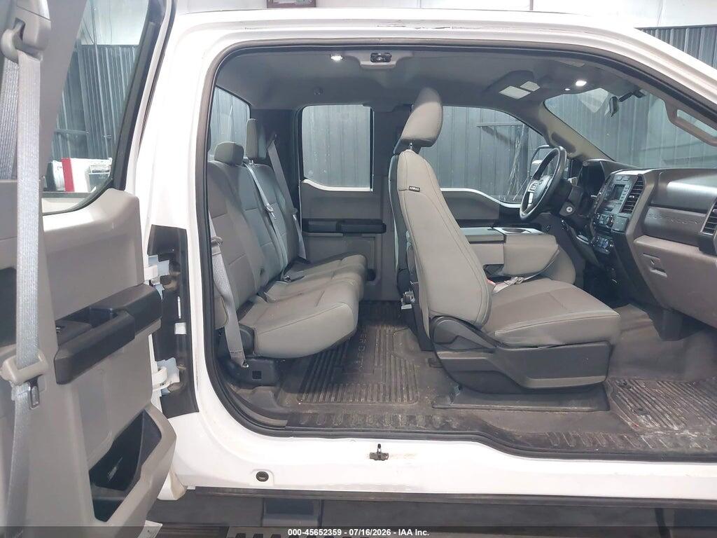 1FT7X2B62JEC83951 2018 FORD F-250 photo no. 8