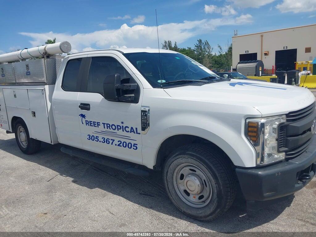 1FT7X2A62JEB05362 2018 FORD F-250 photo no. 8