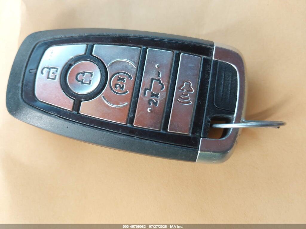 1FT7W2B63JEB63157 2018 FORD F-250 photo no. 11