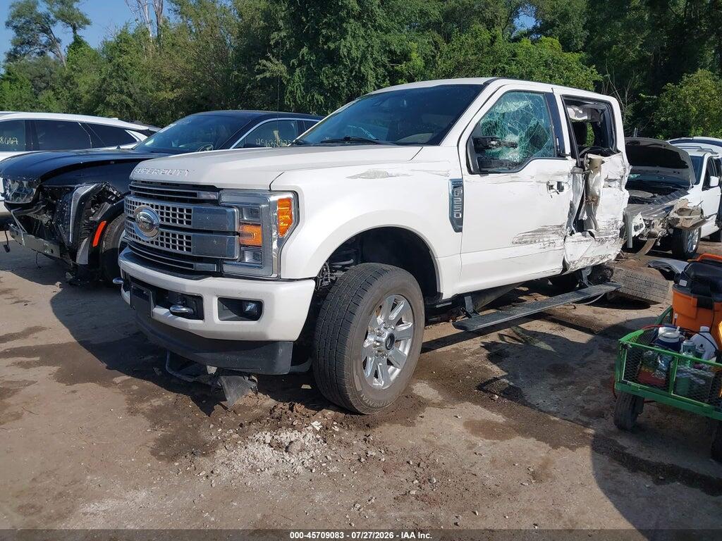 1FT7W2B63JEB63157 2018 FORD F-250 photo no. 2