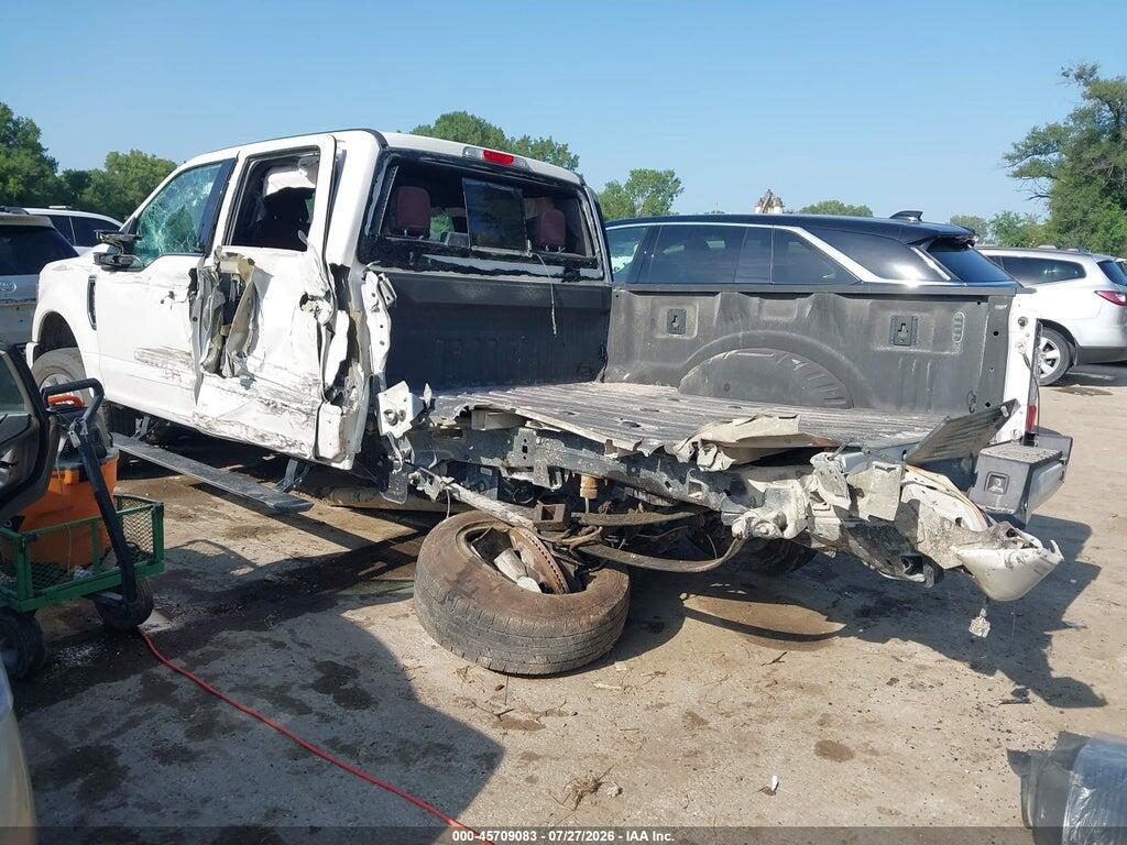 1FT7W2B63JEB63157 2018 FORD F-250 photo no. 3