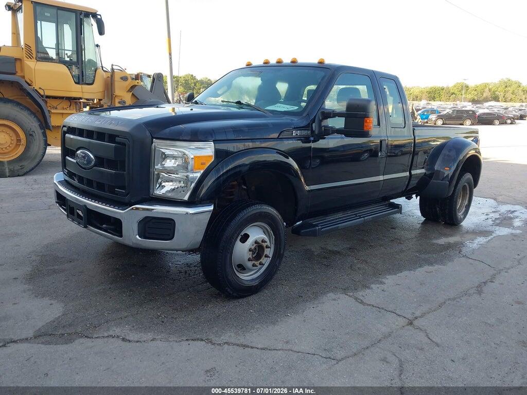 1FT8X3D65GED02993 2016 FORD F-350 photo no. 2