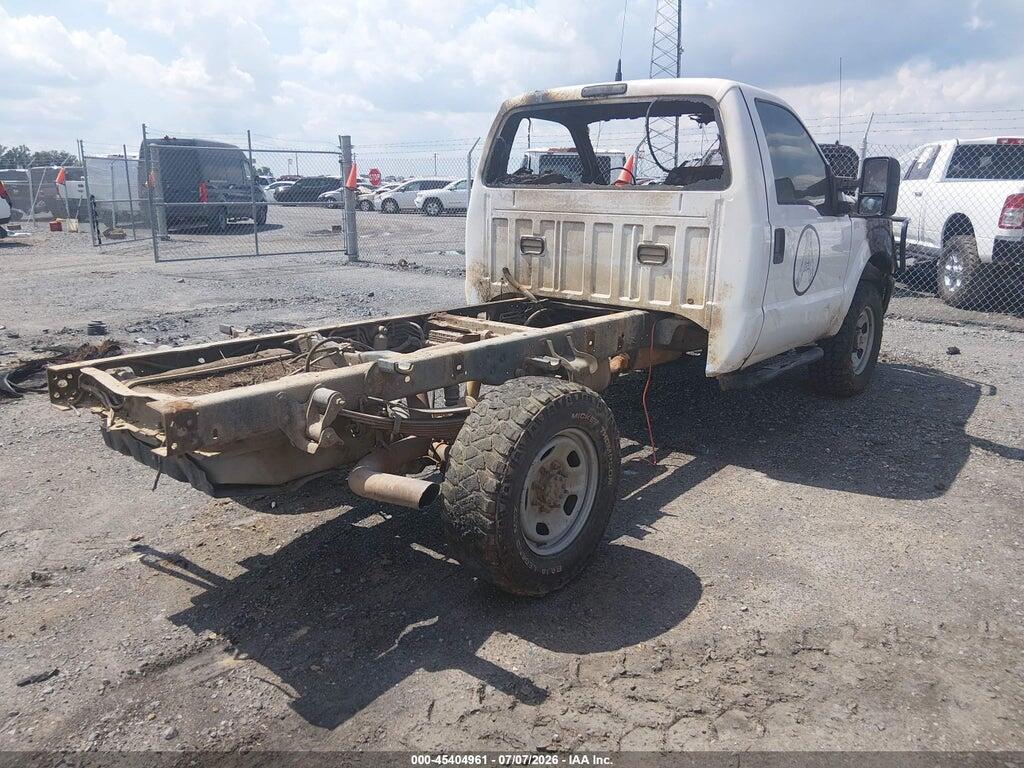 1FDRF3F62GED11683 2016 FORD F-350 CHASSIS photo no. 4