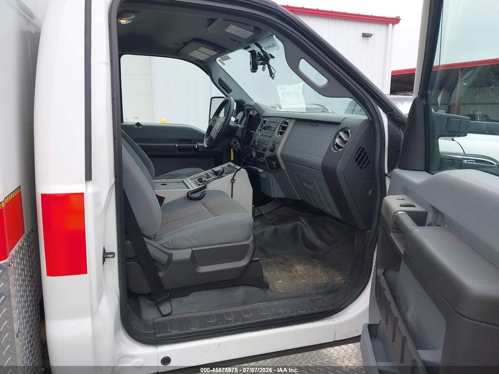 1FDUF4GT2GEA60362 2016 FORD F-450 CHASSIS photo no. 5