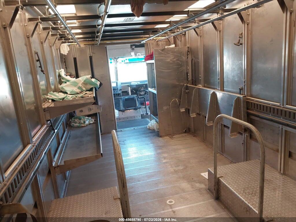 1F65F5KY4G0A00424 2016 FORD F-59 COMMERCIAL STRIPPED photo no. 8