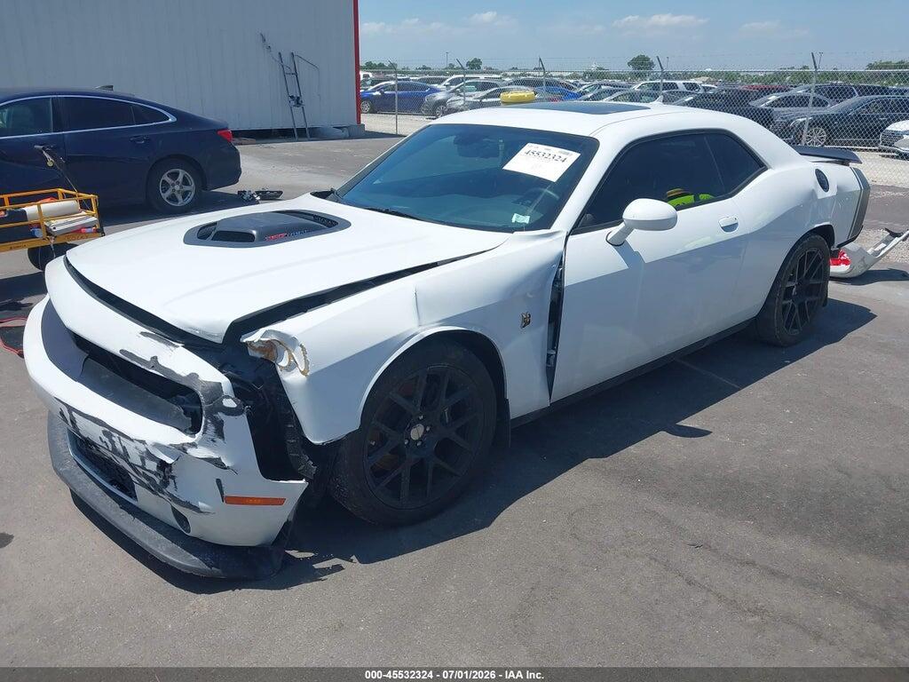 2C3CDZFJ4FH868629 2015 DODGE CHALLENGER photo no. 2