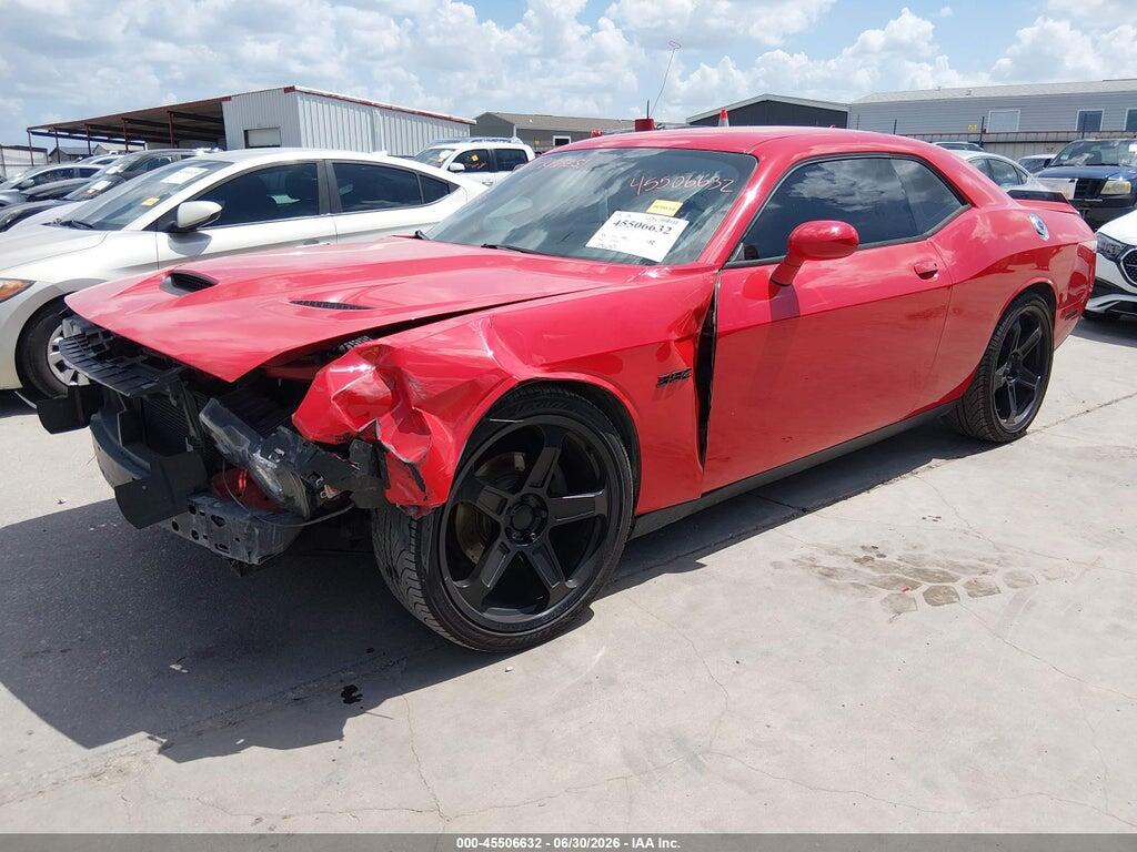 2C3CDZAT0FH712094 2015 DODGE CHALLENGER photo no. 2