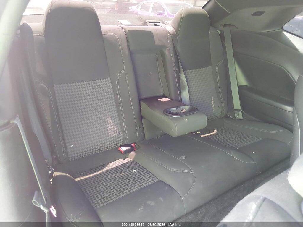 2C3CDZAT0FH712094 2015 DODGE CHALLENGER photo no. 8