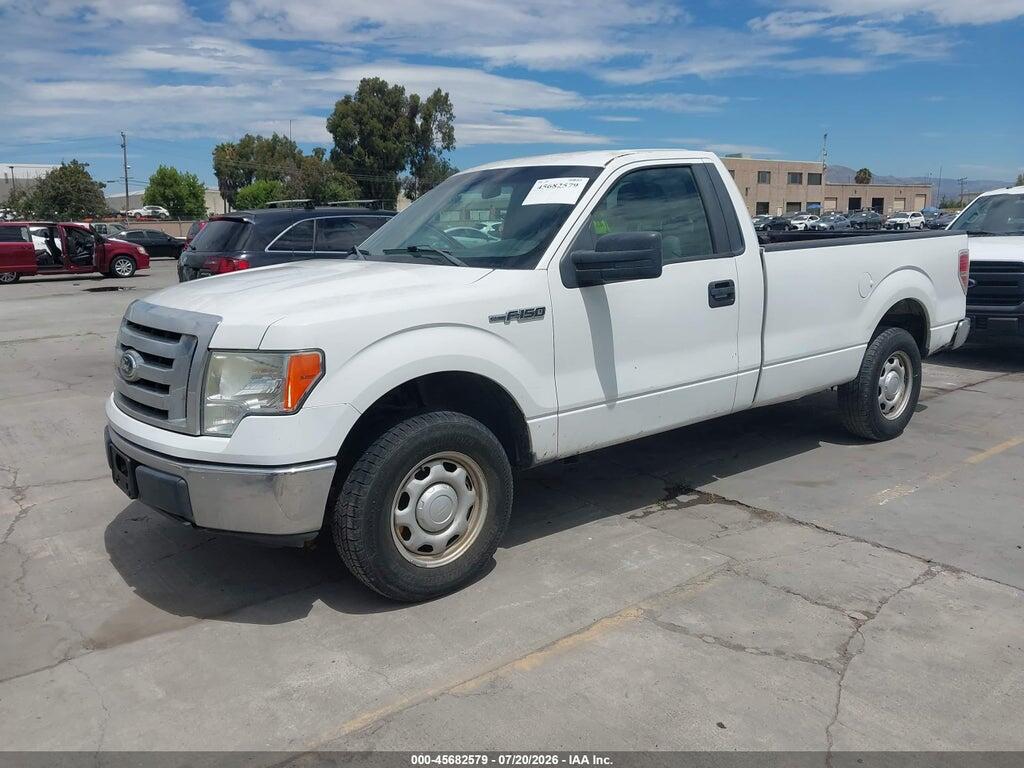1FTNF1CFXCKD65899 2012 FORD F-150 photo no. 2