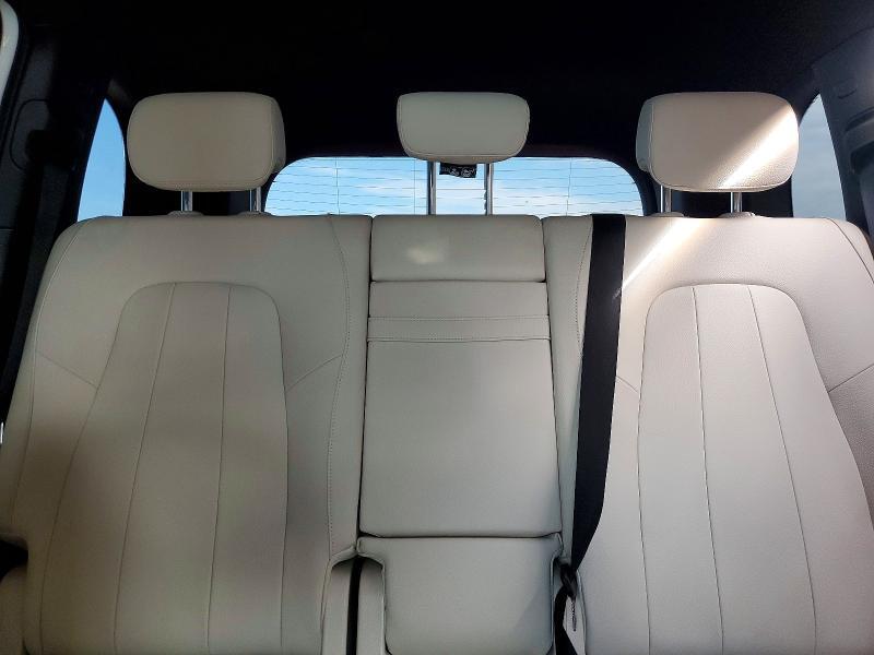 2025 MERCEDES-BENZ GLB 250 — Фото 10 из 13