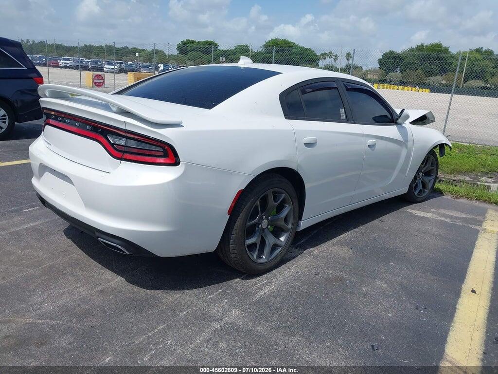 2C3CDXHG2FH734000 2015 DODGE CHARGER photo no. 4