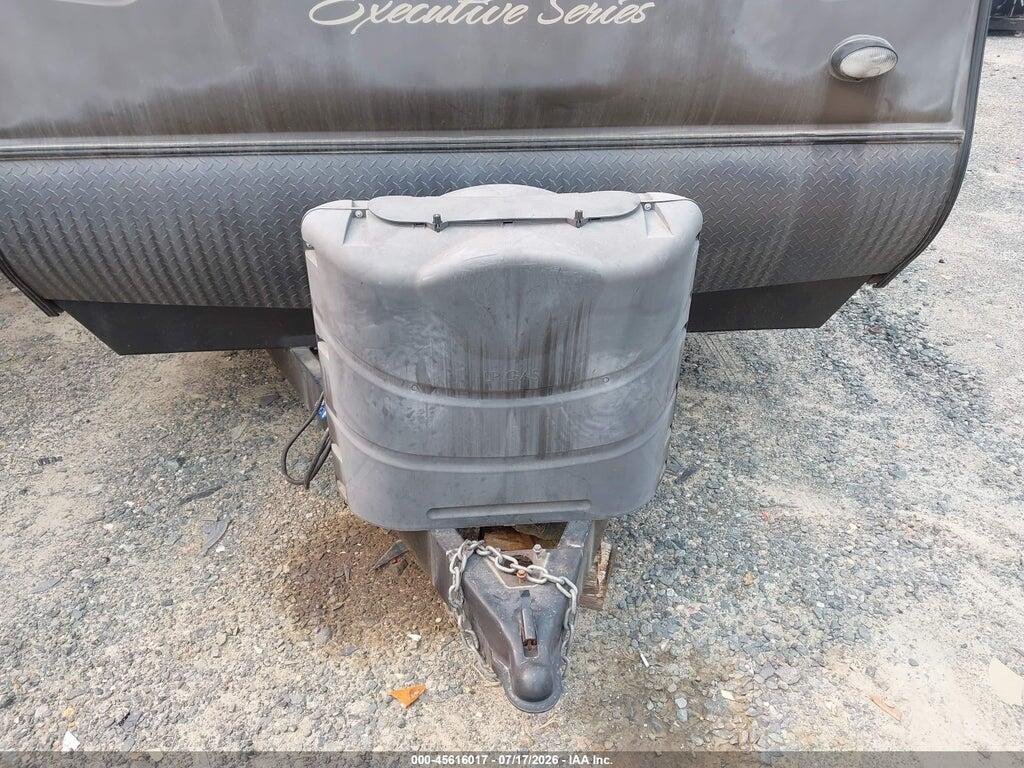 5ZT2TRXB6EB504722 2014 FOREST RIVER TRACKER photo no. 10