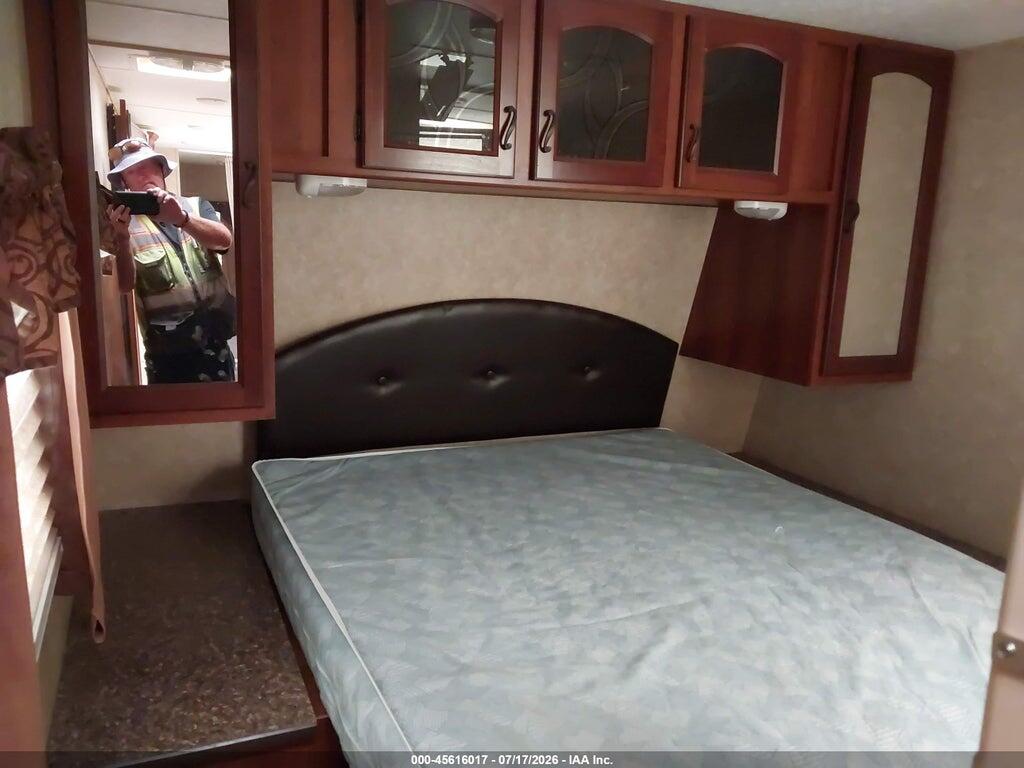5ZT2TRXB6EB504722 2014 FOREST RIVER TRACKER photo no. 7