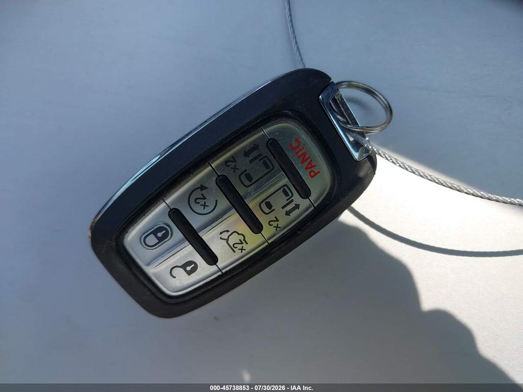 2C4RC1S73RR121865 2024 CHRYSLER PACIFICA HYBRID photo no. 11