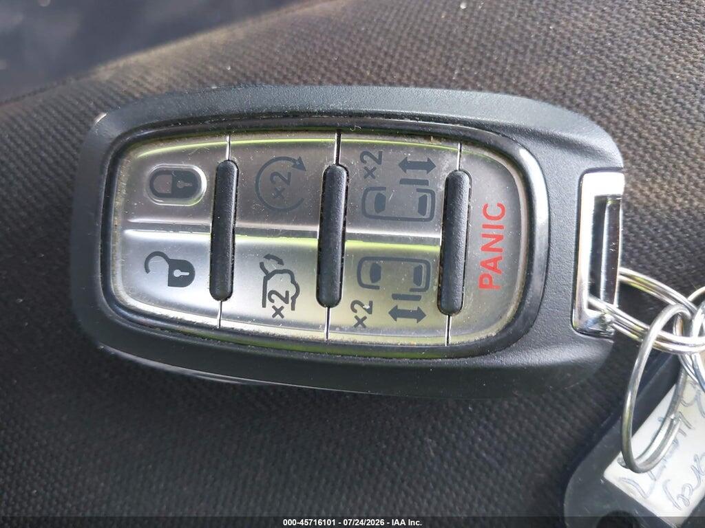 2C4RC1CG6RR160528 2024 CHRYSLER VOYAGER photo no. 11