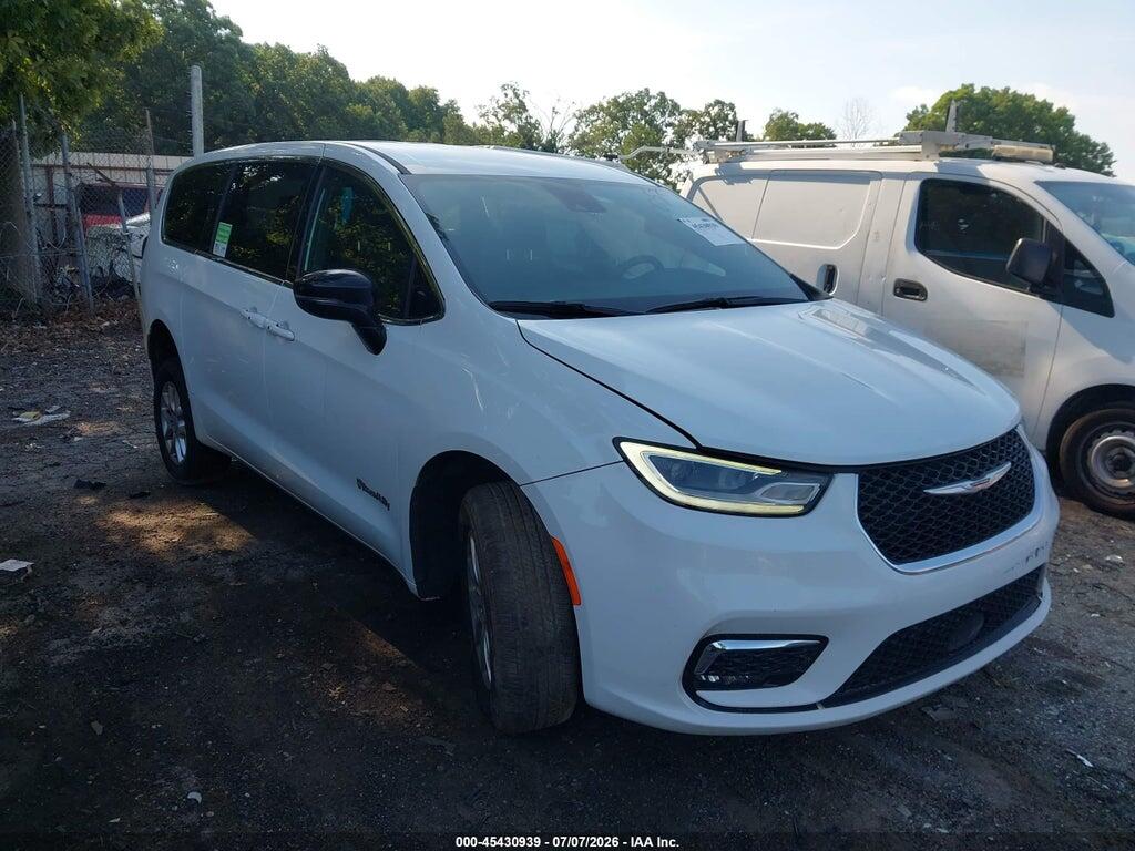 2024 CHRYSLER PACIFICA