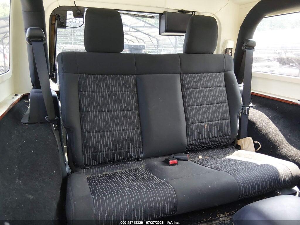 1J4AA2D1XBL542864 2011 JEEP WRANGLER photo no. 8