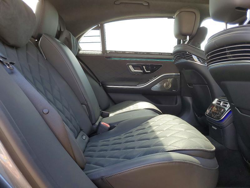2025 MERCEDES-BENZ S 580 4MATIC — Фото 10 из 12