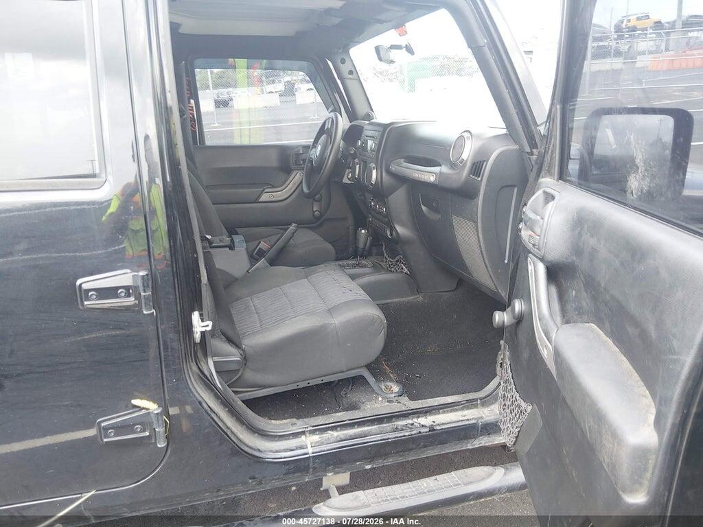 1J4BA3H14BL514644 2011 JEEP WRANGLER UNLIMITED photo no. 5