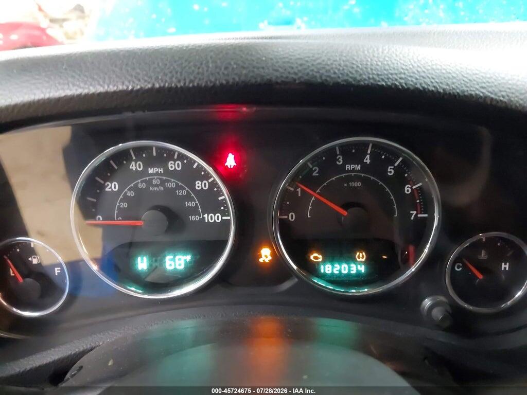 1J4BA3H13BL620163 2011 JEEP WRANGLER UNLIMITED photo no. 7