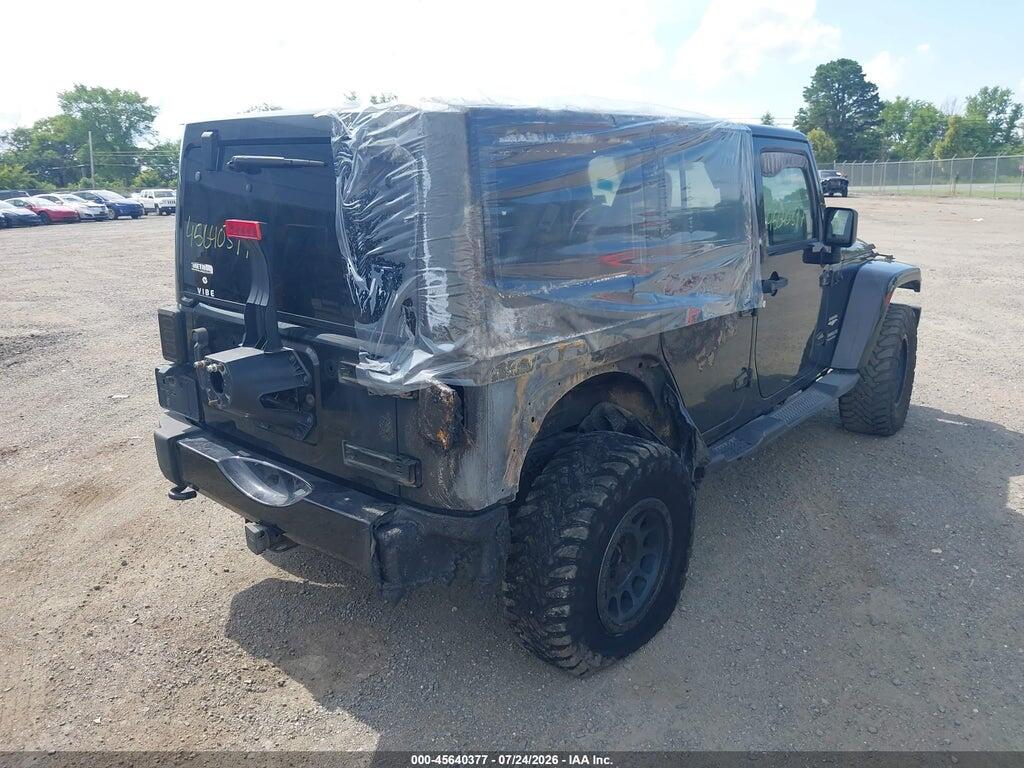 1J4HA5H1XBL538212 2011 JEEP WRANGLER UNLIMITED photo no. 4