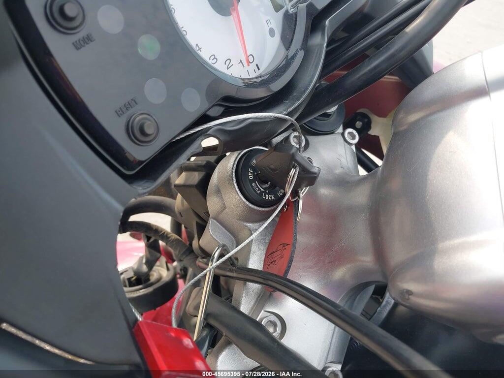JKALEEC11BDA03739 2011 KAWASAKI LE650 photo no. 11