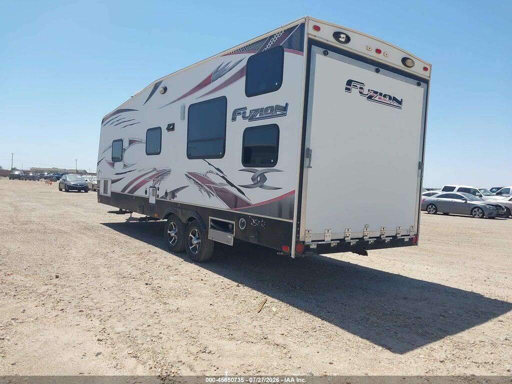 4YDT26020BF811306 2011 KEYSTONE 27' BUMPER PULL TRAVEL TRAILER photo no. 3