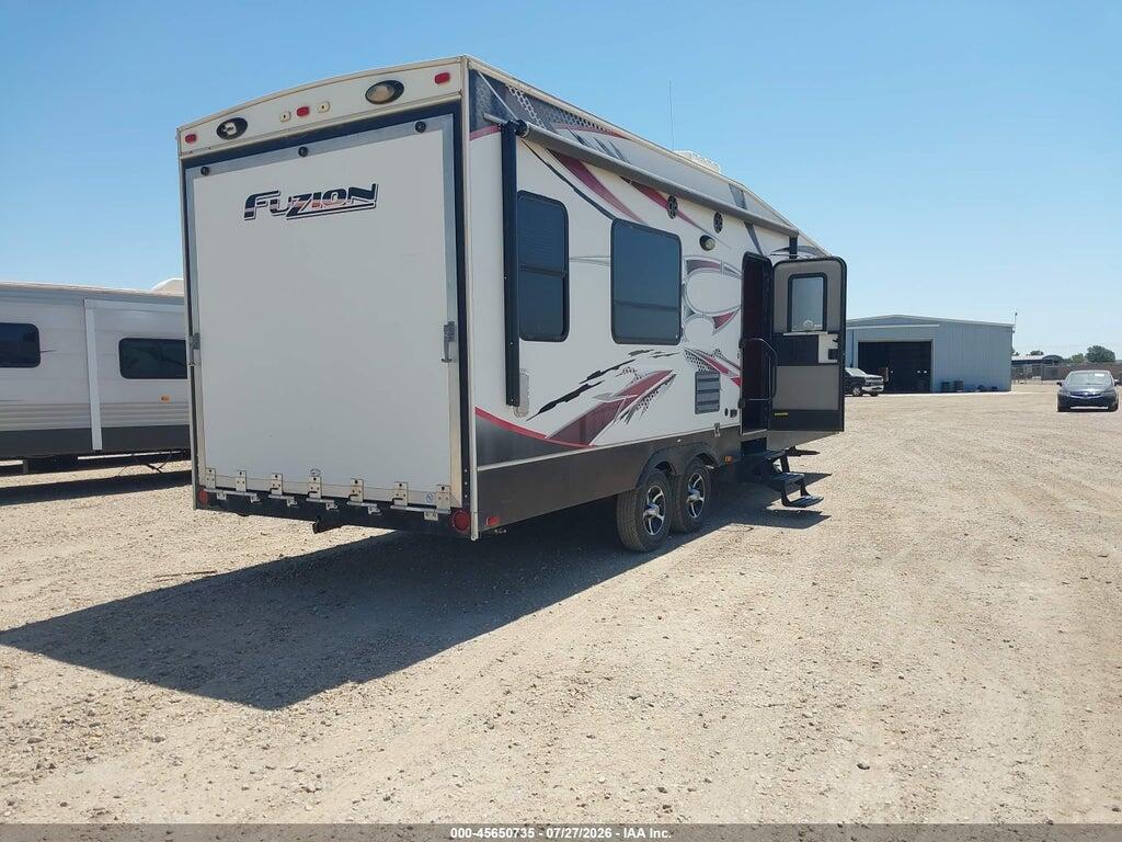 4YDT26020BF811306 2011 KEYSTONE 27' BUMPER PULL TRAVEL TRAILER photo no. 4