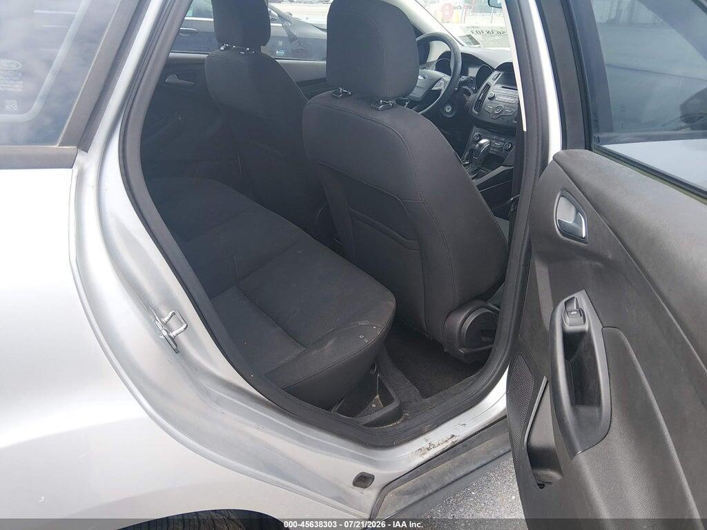1FADP3F29GL273976 2016 FORD FOCUS photo no. 8