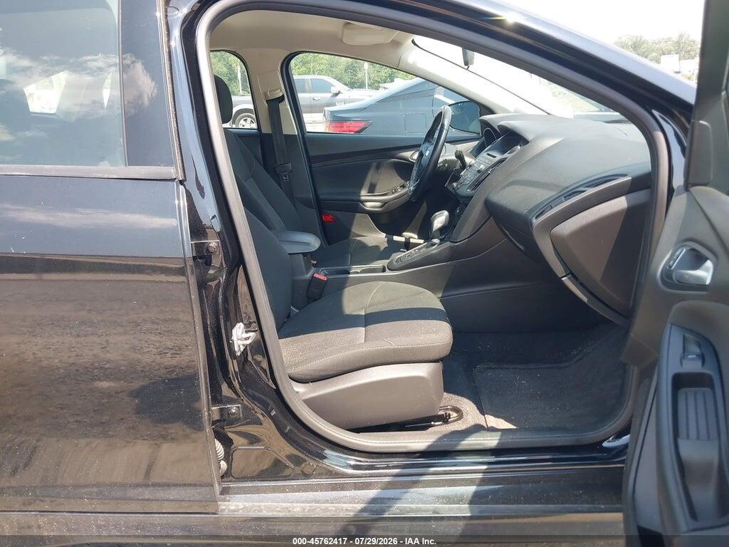 1FADP3F27GL236375 2016 FORD FOCUS photo no. 5