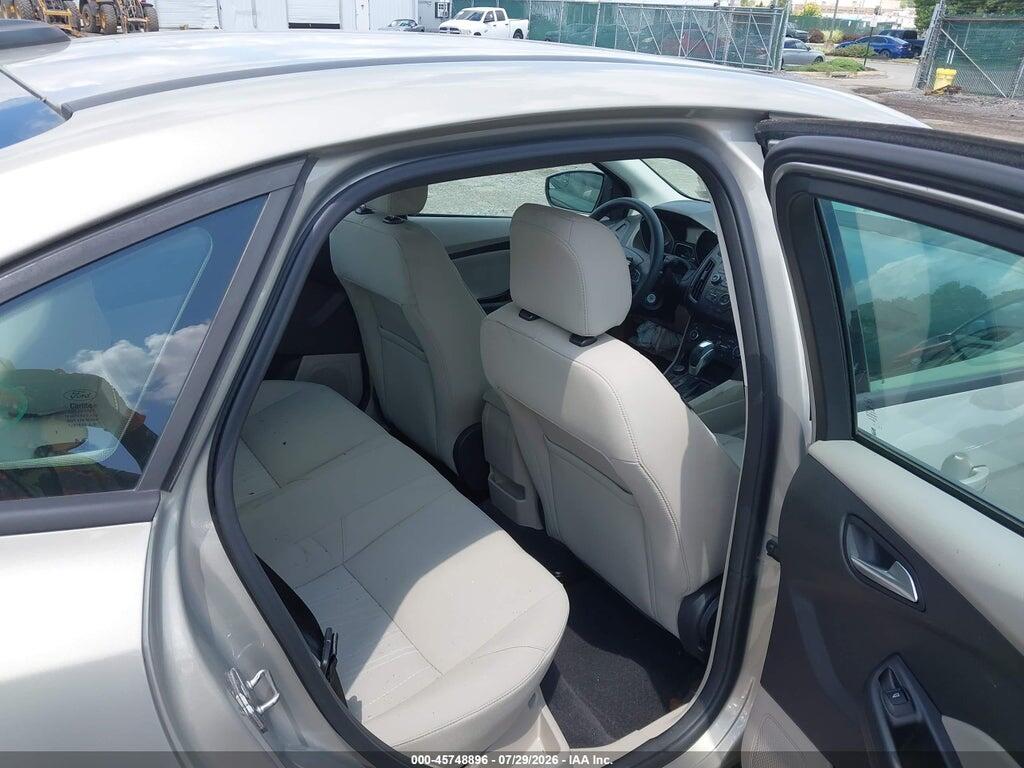 1FADP3F21GL210564 2016 FORD FOCUS photo no. 8