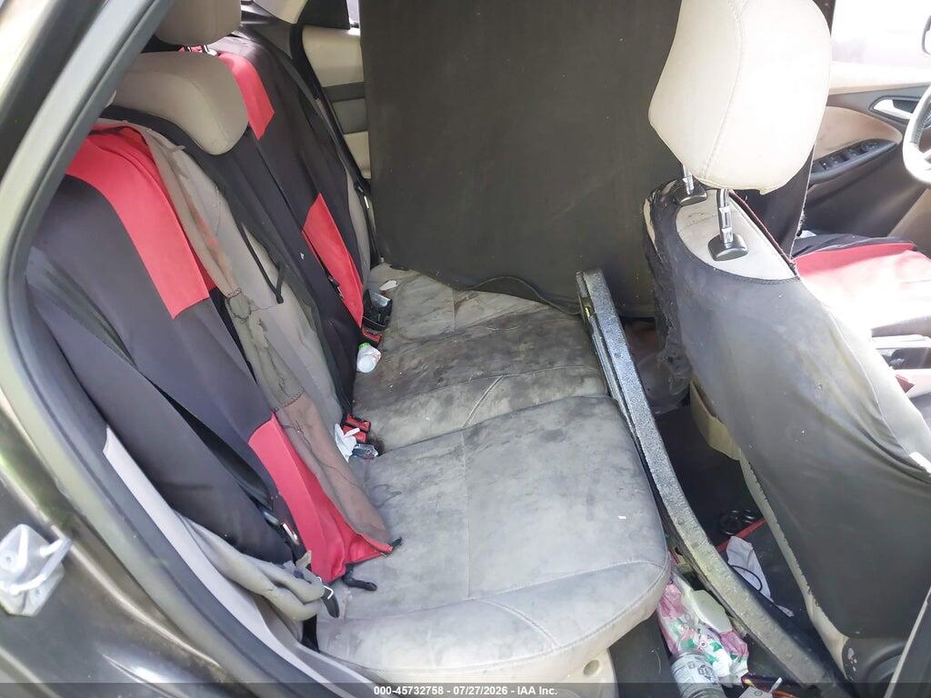 1FADP3K29GL268251 2016 FORD FOCUS photo no. 8