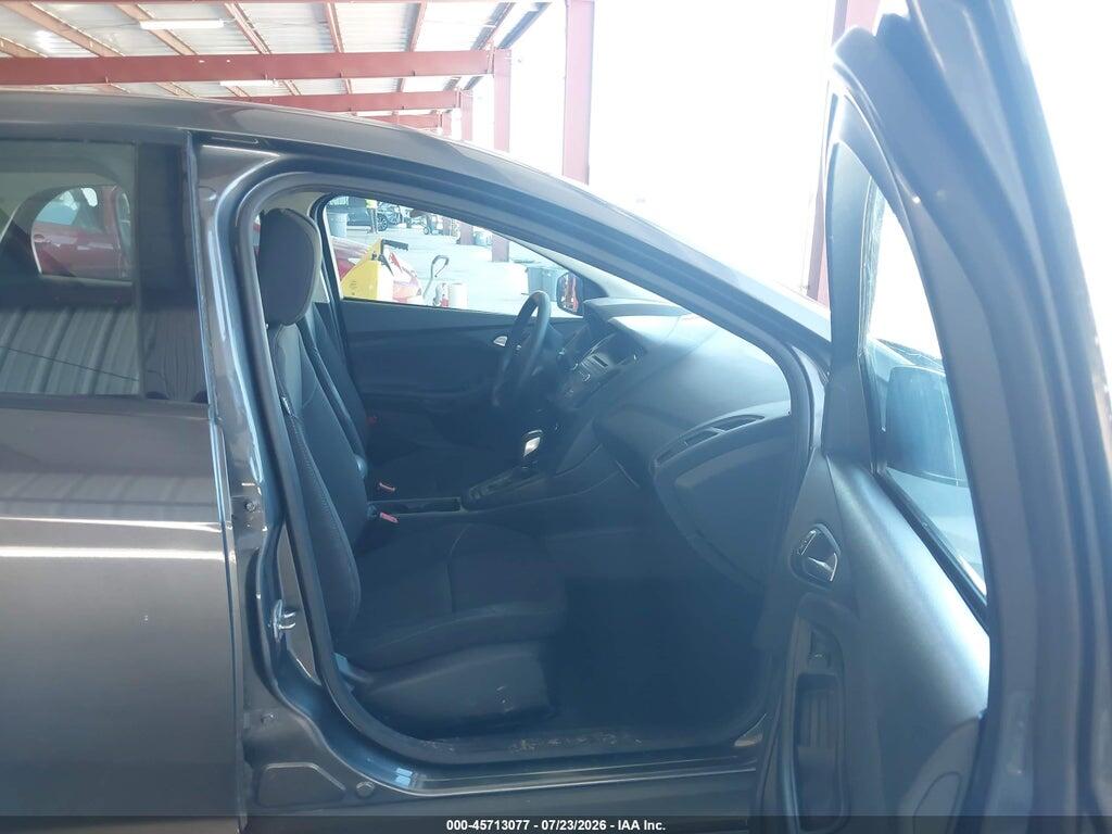 1FADP3K22GL352038 2016 FORD FOCUS photo no. 5